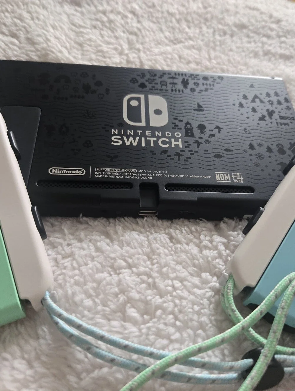 Limited Edition Animal Vrossing Nintendo Switch